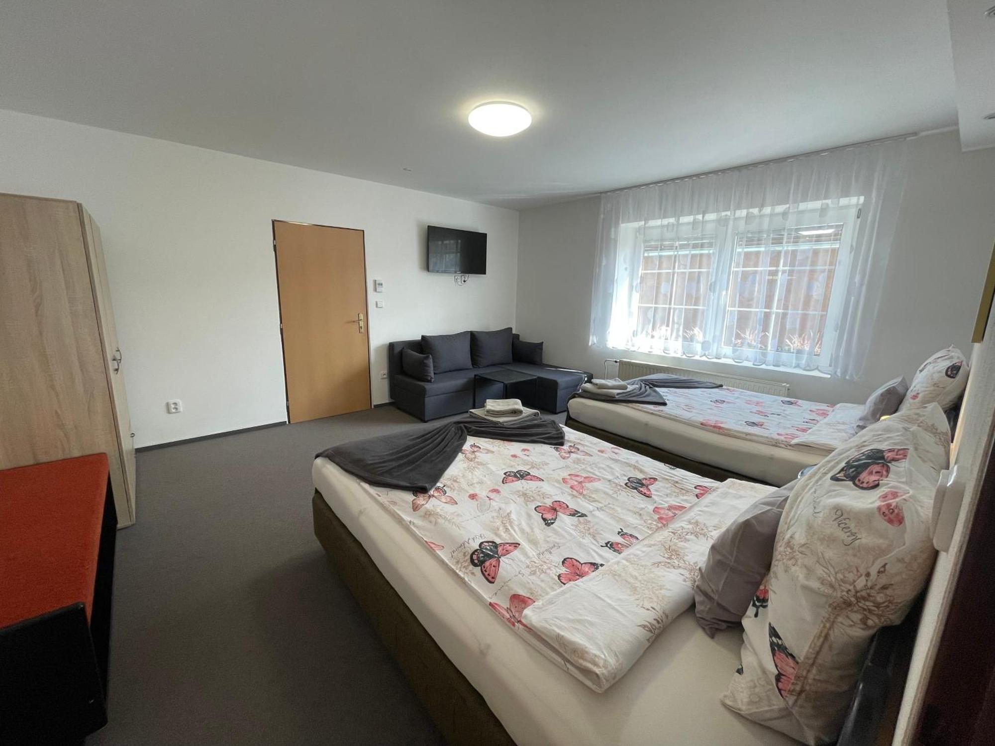 Apartman Stepanka Jihlava Ngoại thất bức ảnh